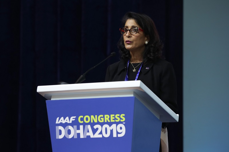 المغربية نوال المتوكل الفائزة بالذهب في أولمبياد السيدات عام 1984