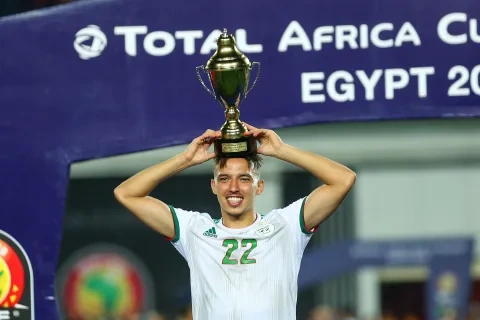  Ismaël Bennacer 