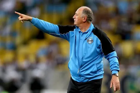 لويس فيليبي سكولاري يعود لتدريب غريميو البرازيلي (Getty)