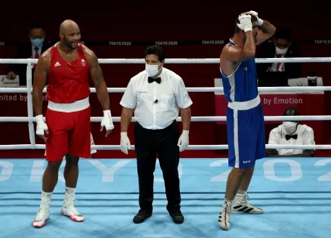 الملاكم الفرنسي مراد علييف