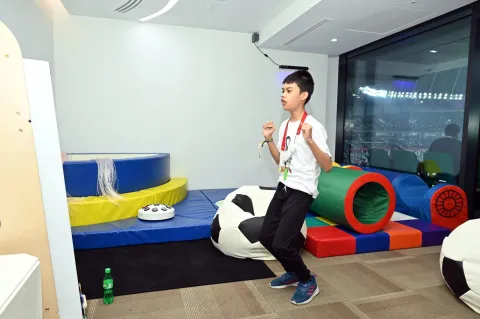 أجواء مثالية للمشجعين من ذوي التوحد خلال منافسات كأس العرب2021