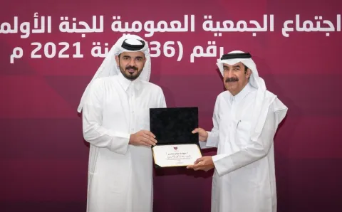 الشيخ جوعان بن حمد يكرم الداعمين