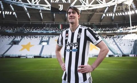 دوشان فلاهوفيتش نجم&nbsp;يوفنتوس الجديد