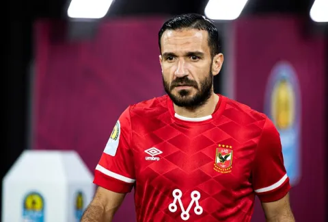 التونسي علي ملعلول لاعب الأهلي المصري (twitter/ElAhlyToDay74) ون ون winwin