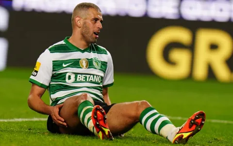 الجزائري إسلام سليماني لاعب سبورتينغ لشبونة البرتغالي ون ون winwin