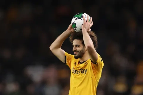 ريان آيت نوري لاعب وولفرهامبتون المرشح للانضمام لمنتخب الجزائر (Getty/غيتي) ون ون  winwin