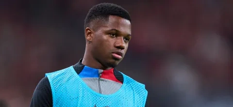 أنسو فاتي مهاجم نادي برشلونة الإسباني