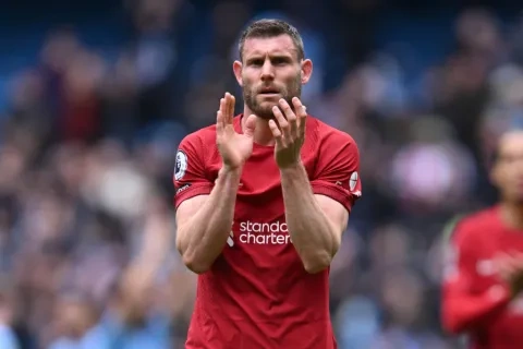 اللاعب الإنجليزي جيمس ميلنر Milner نادي ليفربول ون ون winwin