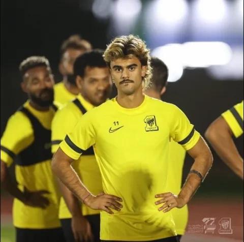 الاتحاد جواو فيليبي "جوتا" الدوري السعودي روشن  (Twitter/ Al Ittihad) ون ون winwin