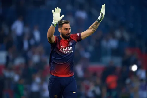 الإيطالي جيانلويجي دوناروما حارس مرمى باريس سان جيرمان (Getty) ون ون winwin