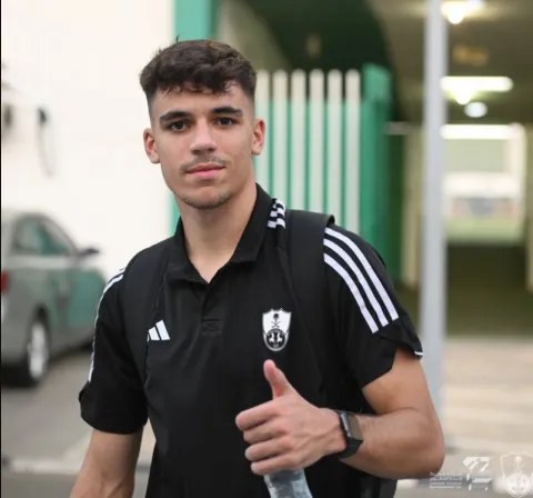 الإسباني غابري فيعا لاعب نادي الأهلي السعودي (X/ALAHLI_FC) ون ون winwin