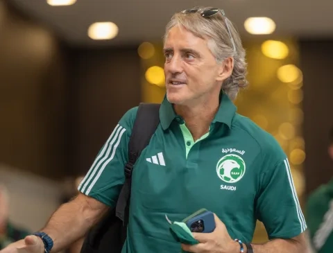 روبرتو مانشيني مدرب المنتخب السعودي (X/@SaudiNT) ون ون winwin