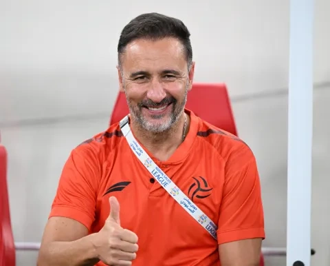 فيتور بيريرا مدرب الشباب الدوري السعودي روشن (Twitter/ AlShababSaudiFC) ون ون winwin