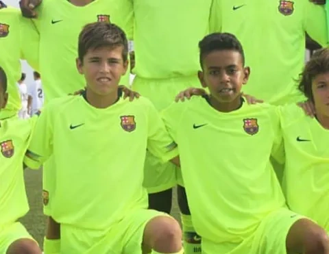 أطفال برشلونة