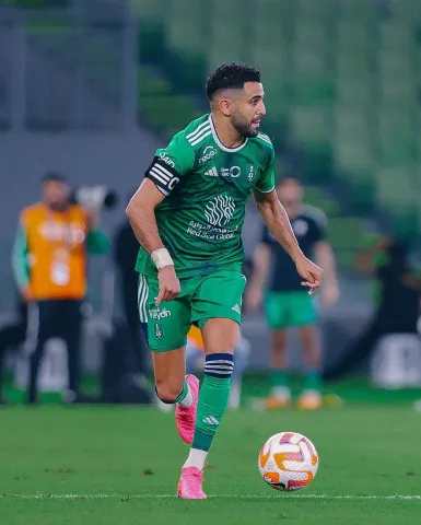 راتب رياض محرز يصل إلى 13 مليون دولار في الموسم الواحد (Instgram/riyadmahrez26.7) ون ون winwin