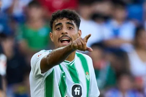 المغربي شادي رياض لاعب ريال بيتيس الإسباني (Getty)