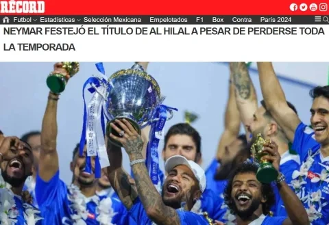 من حفل تتويح الهلال