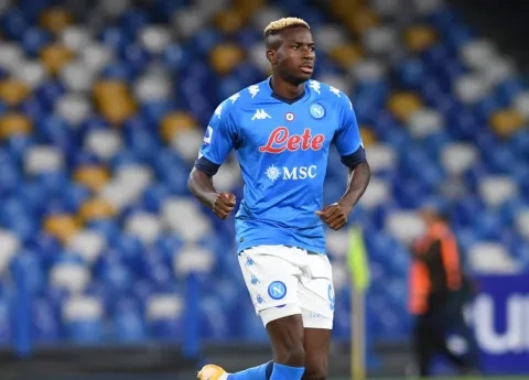 النيجيري فيكتور أوسيمين مطلوب في نادي الهلال السعودي