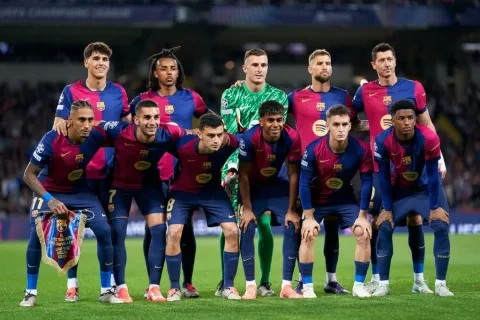 برشلونة يستفزّ غريمه ريال مدريد قبيل موعد الكلاسيكو