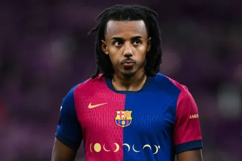 جول كوندي مدافع برشلونة المطلوب في باريس سان جيرمان