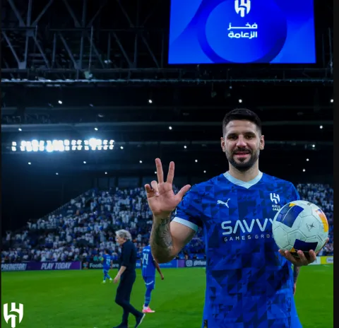 الصربي ألكسندر ميتروفيتش مهاجم الهلال السعودي