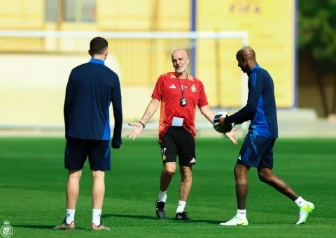 الإيطالي ستيفانو بيولي مدرب النصر السعودي