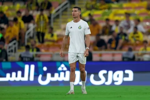 كريستيانو رونالدو يحلم بعودة مجنونة إلى الدوري الإنجليزي الممتاز