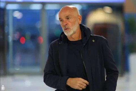 الإيطالي ستيفانو بيولي من أبرز المدربين المغادرين بطولة الدوري السعودي بعد نهاية موسم 2024-25