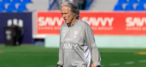 موقف إدارة الهلال السعودي من إقالة خورخي جيسوس المدير الفني للفريق