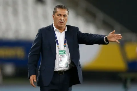 جوزيه بيسيرو يعلق على حظوظ الزمالك في المنافسة على لقب الدوري المصري