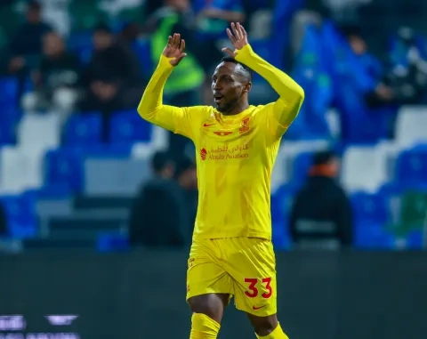 المكسيكي&nbsp;جوليان كينونيس تألق في مباراة القادسية ضد الخلود