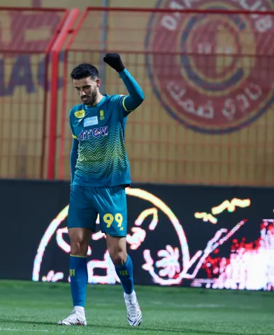 السوري عمر السومة أهدر ركلة جزائية وسجل ركلة أخرى في مباراة العروبة ضد الاتفاق