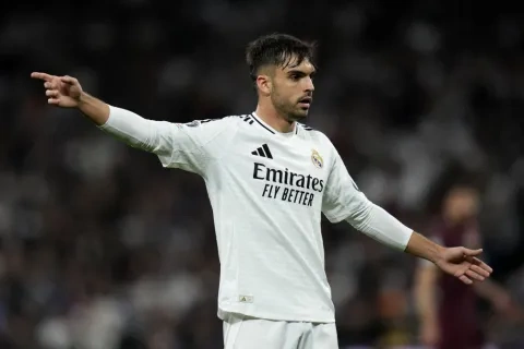 راؤول أسينسيو لاعب ريال مدريد