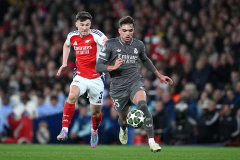 لاعب ريال مدريد راؤول أسينسيو من مباراة أرسنال 