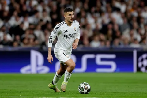 داني سيبايوس نجم ريال مدريد يتوعد أرسنال: سنقدم 200% من طاقتنا