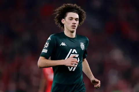 أكليوش لاعب موناكو