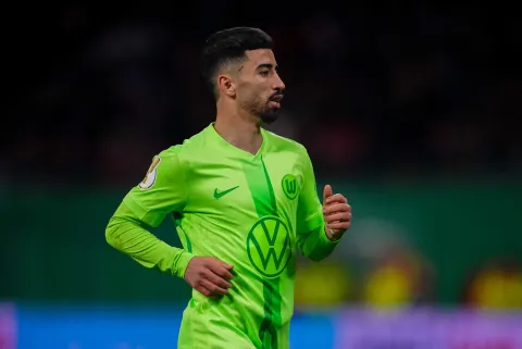 عمورة لاعب فولفسبورغ