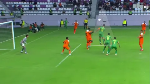 ضربة رأس مهند علي