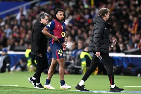 الفرنسي جول كوندي مدافع برشلونة الإسباني