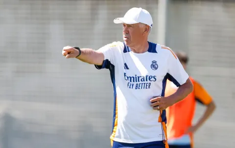 مدرب ريال مدريد أنشيلوتي