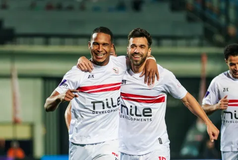 نجمي الزمالك المصري عبد الله السعيد وسيف الجزيري