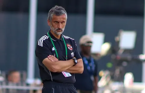 خوسيه ريفيرو يبحث سبل تدعيم الأهلي بصفقات جديدة