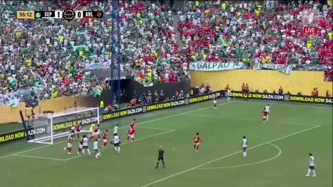 كرة ثابتة ضد الأهلي