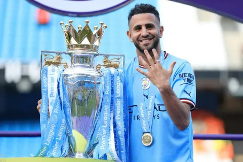 رياض محرز انضم إلى مانشستر سيتي صيف 2018 قادما من ليستر