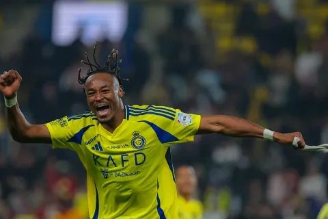 الفرنسي محمد سيماكان مدافع النصر السعودي (spl)