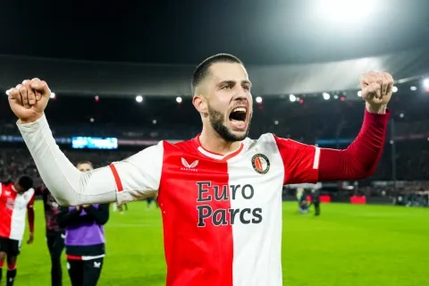 السلوفاكي ديفيد هانكو في طريقه للانضمام إلى النصر السعودي