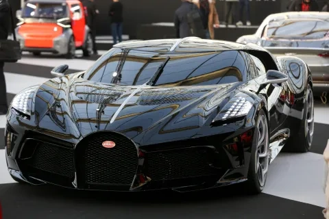 سيارة رونالدو البوغاتي