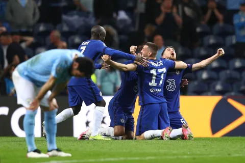 نجوم تشيلسي يحتفلون بحصد لقب دوري أبطال أوروبا على حساب مانشستر سيتي