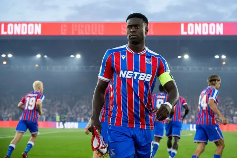 مارك غويهي مدافع كريستال بالاس (Getty)